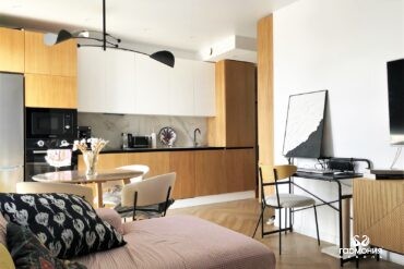 Мебель в квартиру: кухня, прихожая, мебель в ванную комнату
